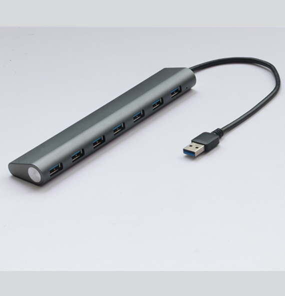 thumbnail image 2 of Staples 7-Port USB 3.0 Hub – Compact Portable Splitter For PC/Laptop, 0.5ft Cable 2 of 6
